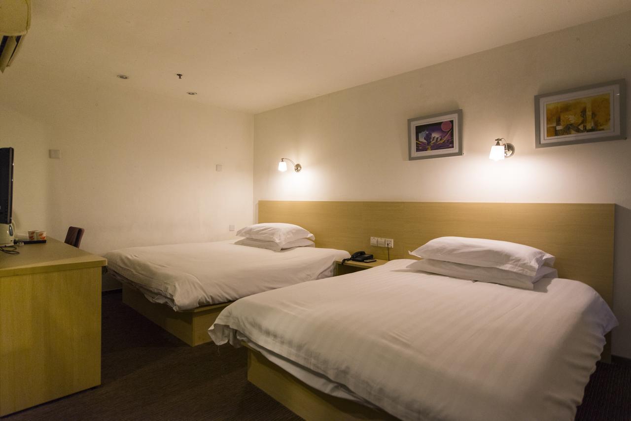 Motel Huzhou Hongqi Road Екстер'єр фото