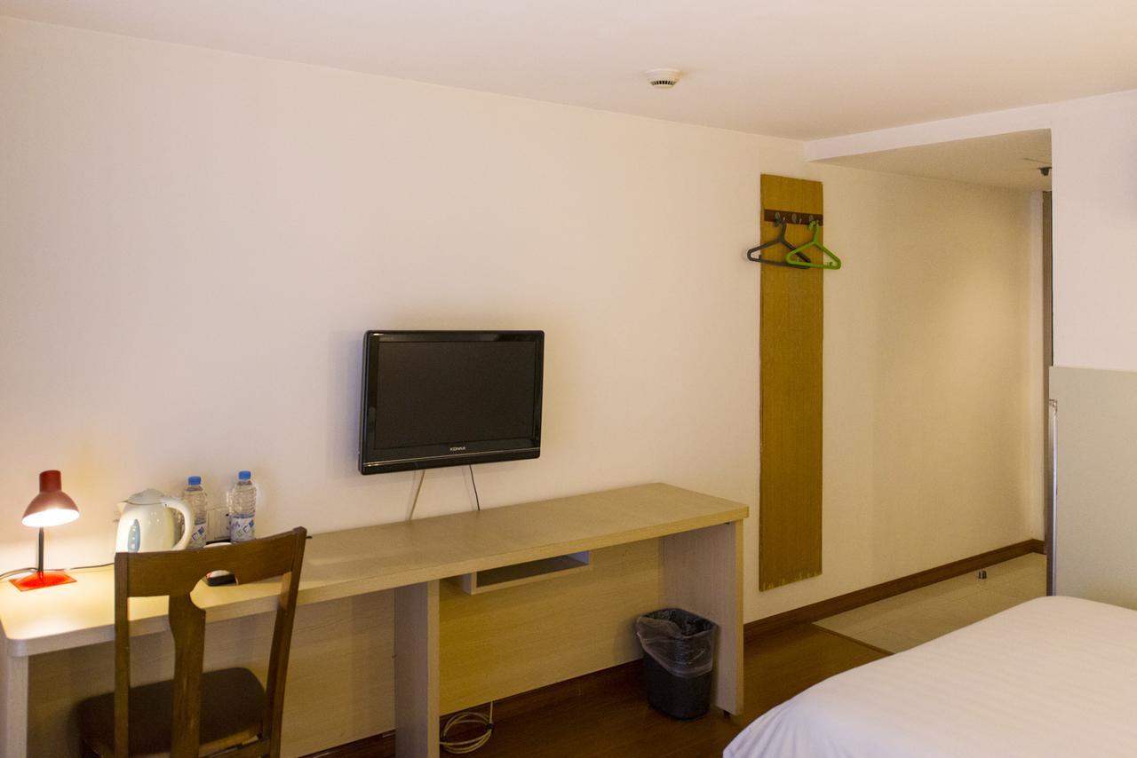 Motel Huzhou Hongqi Road Екстер'єр фото
