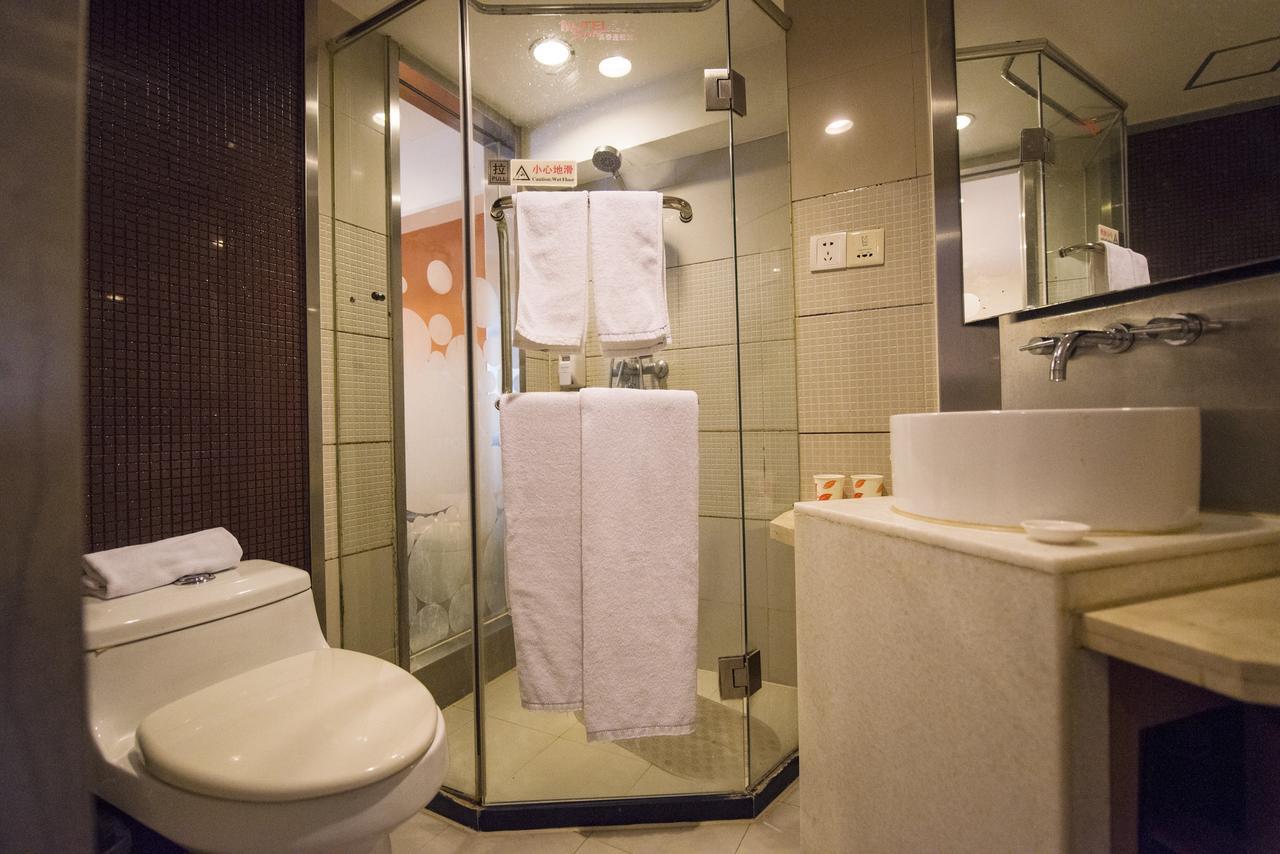 Motel Huzhou Hongqi Road Екстер'єр фото